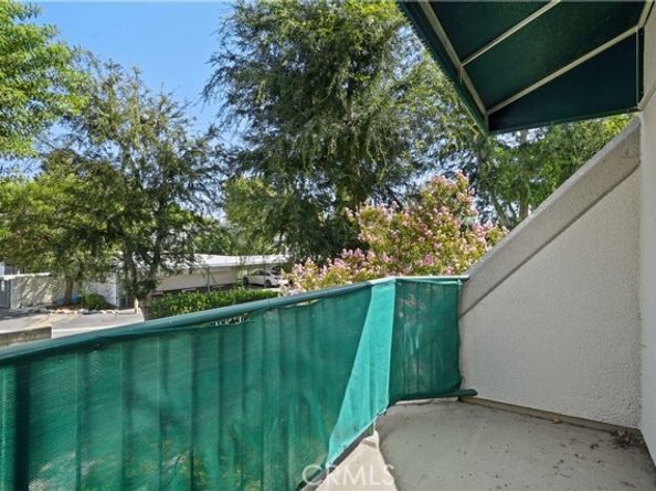 18526 Mayall Street L, Northridge (los Angeles) CA 91324