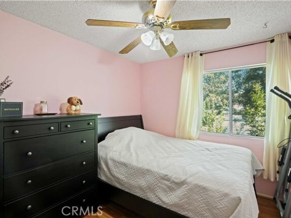 18526 Mayall Street L, Northridge (los Angeles) CA 91324