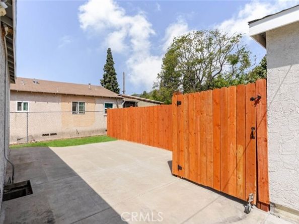 1967 8th Street, San Fernando CA 91340