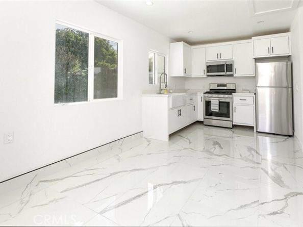 1967 8th Street, San Fernando CA 91340