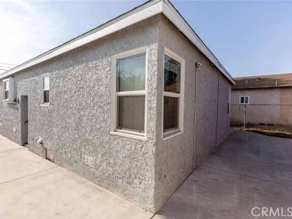 1967 8th Street, San Fernando CA 91340