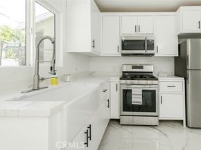 1967 8th Street, San Fernando CA 91340