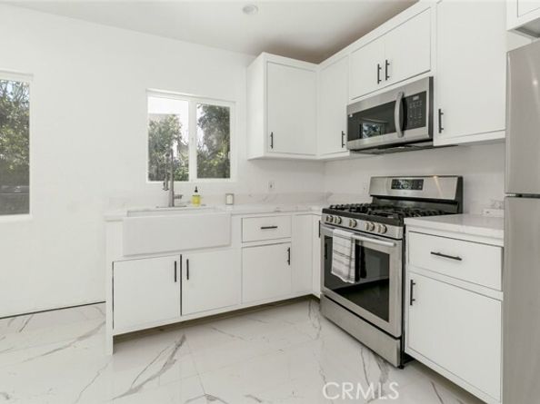 1967 8th Street, San Fernando CA 91340