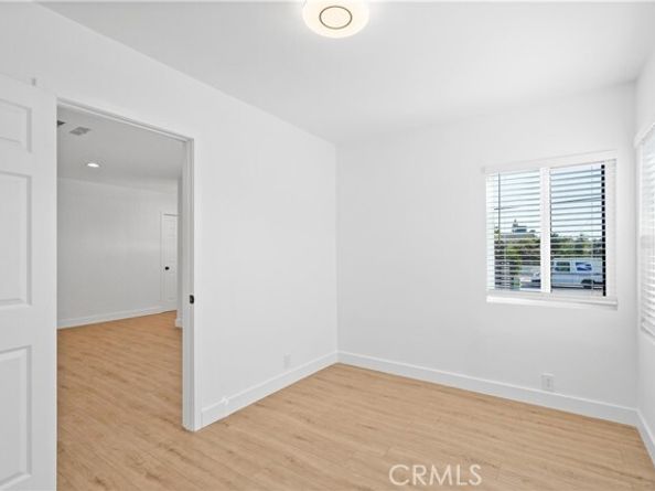 11031 Lull, Sun Valley (los Angeles) CA 91352
