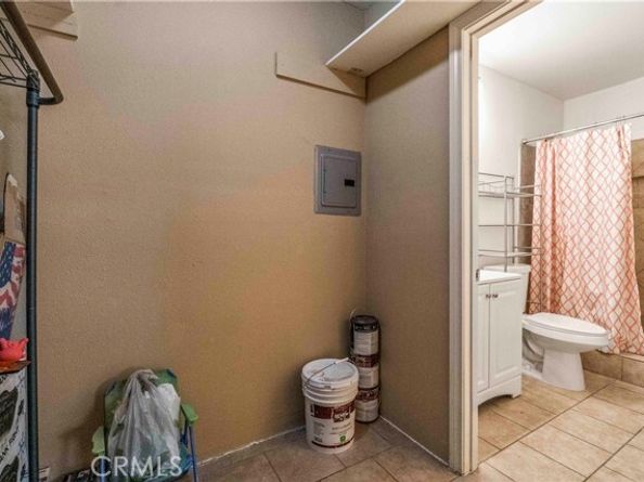 24224 Welby Way, West Hills (los Angeles) CA 91307