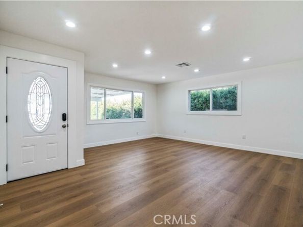 24224 Welby Way, West Hills (los Angeles) CA 91307