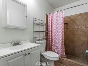 24224 Welby Way, West Hills (los Angeles) CA 91307