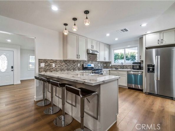 24224 Welby Way, West Hills (los Angeles) CA 91307