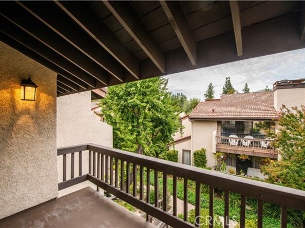 5711 Owensmouth Avenue 117, Woodland Hills (los Angeles) CA 91367