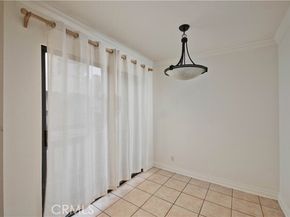 5711 Owensmouth Avenue 117, Woodland Hills (los Angeles) CA 91367