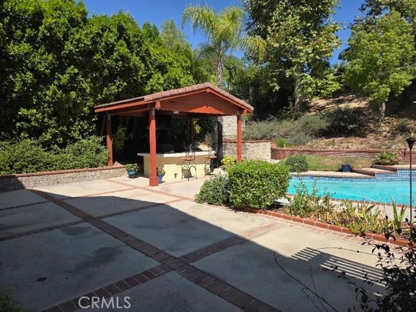 17901 Mayerling, Granada Hills (los Angeles) CA 91344