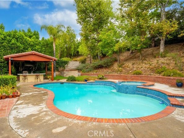 17901 Mayerling, Granada Hills (los Angeles) CA 91344