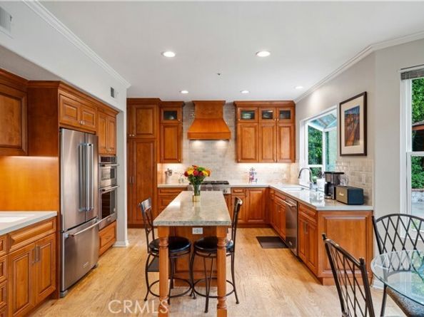 17901 Mayerling, Granada Hills (los Angeles) CA 91344