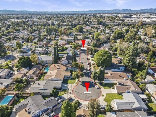 15354 Runnymede Street, Van Nuys (los Angeles) CA 91406