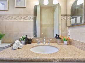 15354 Runnymede Street, Van Nuys (los Angeles) CA 91406