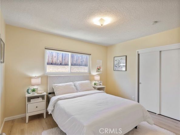 15354 Runnymede Street, Van Nuys (los Angeles) CA 91406