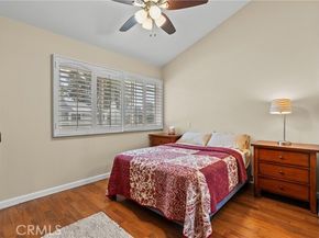 22123 Burbank Blvd #2, Woodland Hills (los Angeles) CA 91367