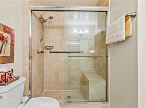 22123 Burbank Blvd #2, Woodland Hills (los Angeles) CA 91367