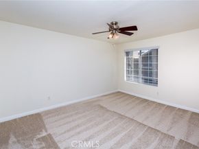 5545 Canoga Avenue 320, Woodland Hills (los Angeles) CA 91367