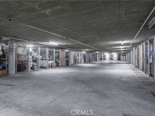 19350 Sherman Way 124, Reseda (los Angeles) CA 91335