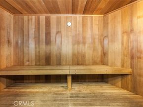 19350 Sherman Way 124, Reseda (los Angeles) CA 91335