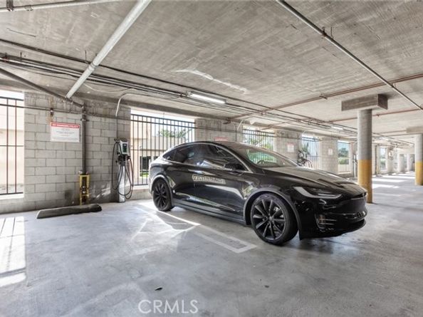 19350 Sherman Way 124, Reseda (los Angeles) CA 91335