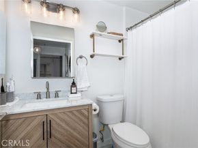 19350 Sherman Way 124, Reseda (los Angeles) CA 91335