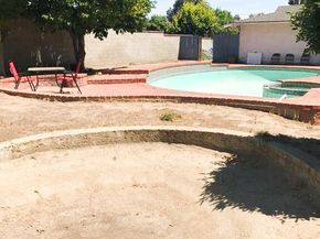 17033 Rayen, Northridge (los Angeles) CA 91325