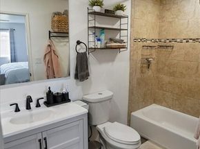 11044 Acama, Studio City (los Angeles) CA 91602