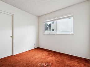 22714 Stagg, West Hills (los Angeles) CA 91304