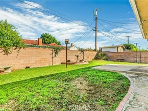 13961 Cantlay Street, Van Nuys (los Angeles) CA 91405