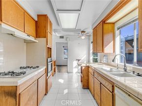 13961 Cantlay Street, Van Nuys (los Angeles) CA 91405