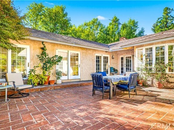 5433 Shirley Avenue, Tarzana (los Angeles) CA 91356