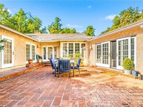 5433 Shirley Avenue, Tarzana (los Angeles) CA 91356