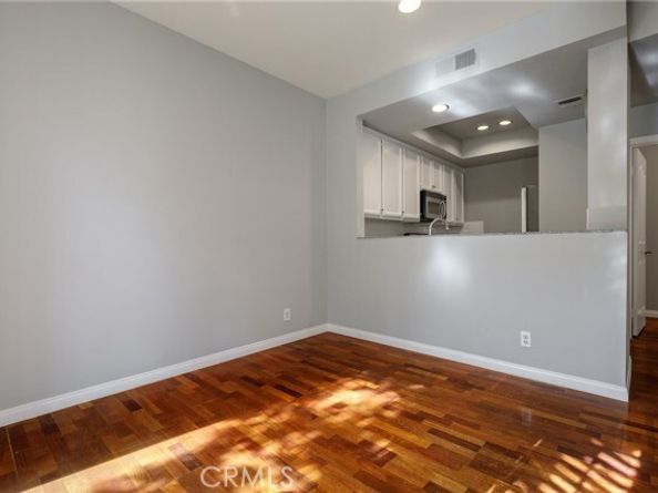 7325 Vassar, Canoga Park (los Angeles) CA 91303