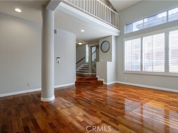 7325 Vassar, Canoga Park (los Angeles) CA 91303