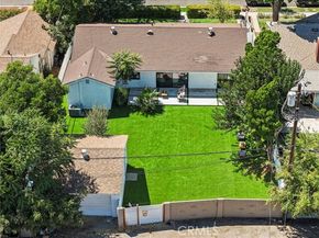 8400 Chimineas Avenue, Northridge (los Angeles) CA 91325