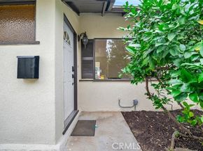 8211 Louise Avenue, Northridge (los Angeles) CA 91325