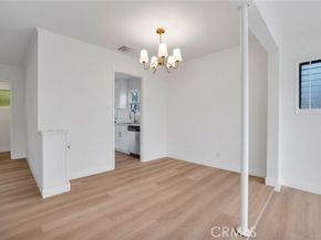 8211 Louise Avenue, Northridge (los Angeles) CA 91325