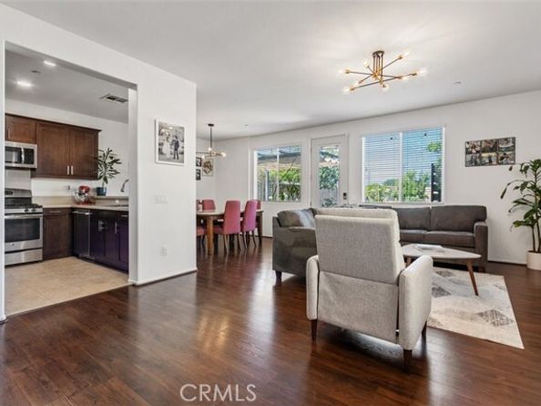 11161 Laughlin Lane, North Hollywood (los Angeles) CA 91606