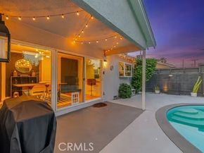14614 Runnymede Street, Van Nuys (los Angeles) CA 91405