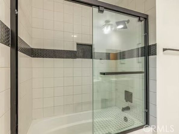 14614 Runnymede Street, Van Nuys (los Angeles) CA 91405