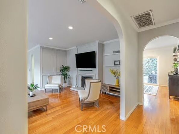 14614 Runnymede Street, Van Nuys (los Angeles) CA 91405