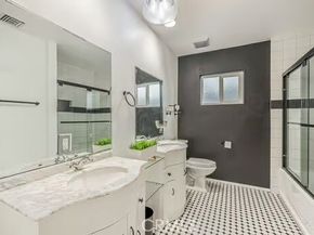 14614 Runnymede Street, Van Nuys (los Angeles) CA 91405