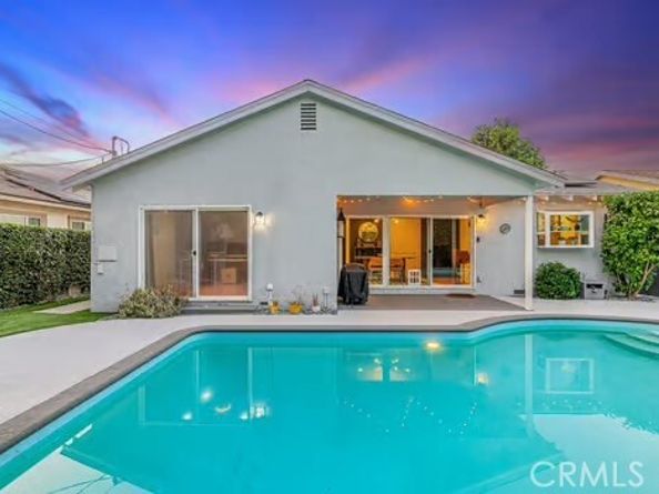 14614 Runnymede Street, Van Nuys (los Angeles) CA 91405