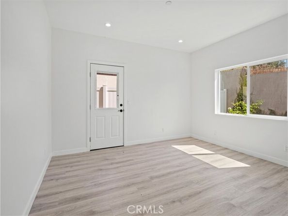 12519 Haleh Lane, Sylmar (los Angeles) CA 91342