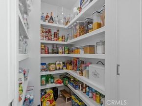 8404 Woodley Place, North Hills (los Angeles) CA 91343
