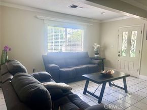 20551 Saticoy Street, Winnetka (los Angeles) CA 91306