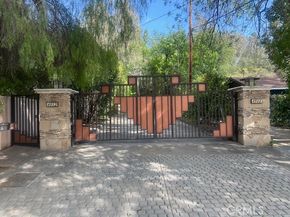 4950 Vanalden Avenue, Tarzana (los Angeles) CA 91356