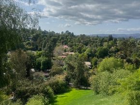 4950 Vanalden Avenue, Tarzana (los Angeles) CA 91356